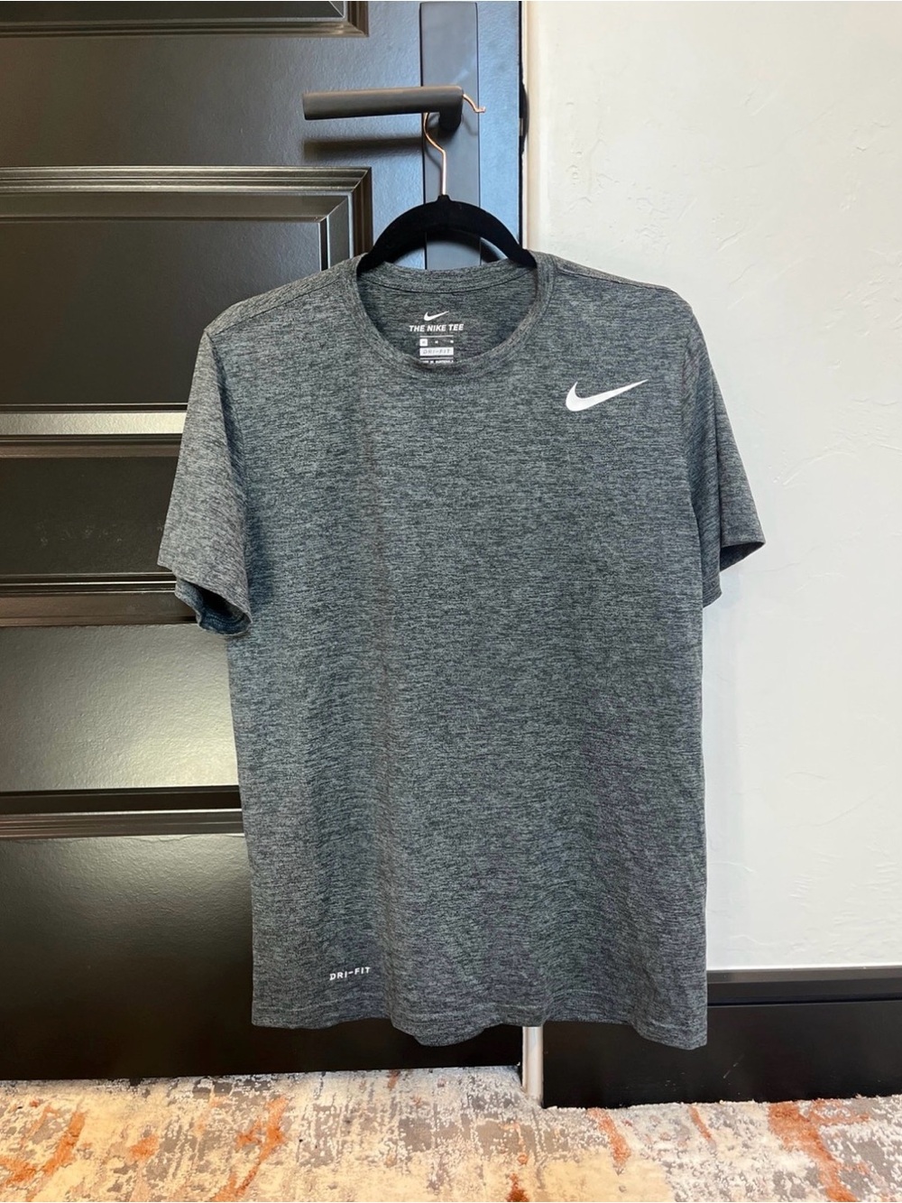 Nike Men’s Dri-FIT Crew Neck T-Shirt